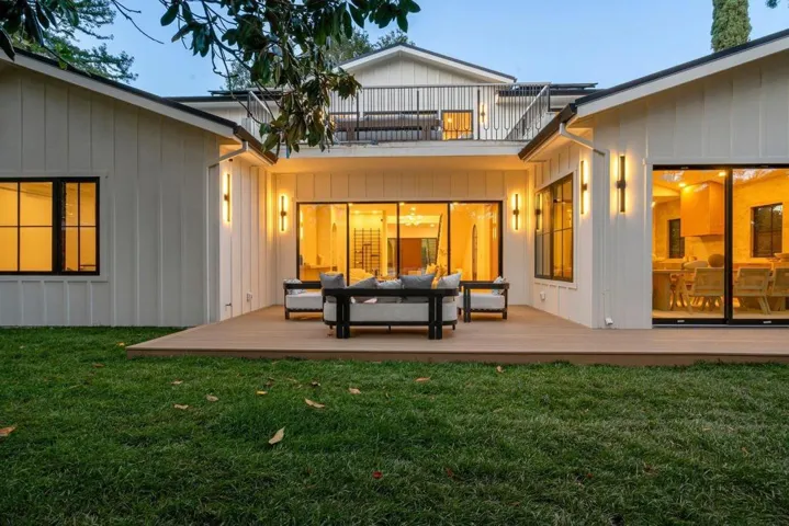 15 San Juan Avenue, Menlo Park, California 94025