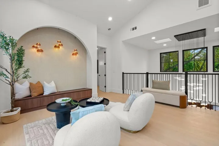 15 San Juan Avenue, Menlo Park, California 94025