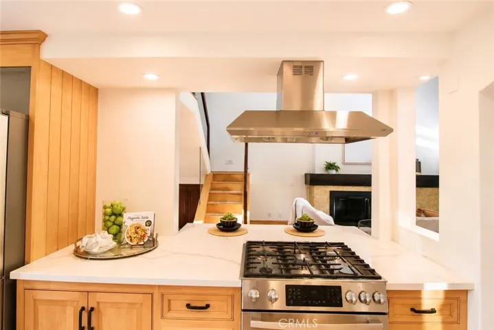 28 Cambridge, Irvine, California 92620