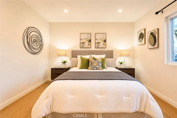 28 Cambridge, Irvine, California 92620
