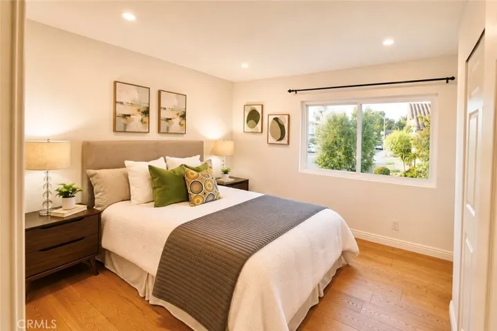 28 Cambridge, Irvine, California 92620