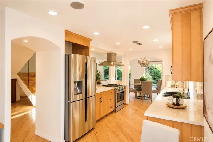 28 Cambridge, Irvine, California 92620