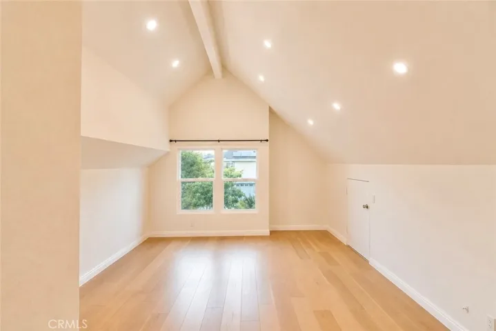 28 Cambridge, Irvine, California 92620