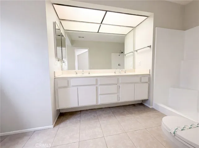 22864 Finch, Grand Terrace, California 92313