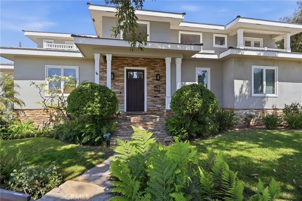 Step through the gate and into your dream home... Step through the gate and into your dream home...