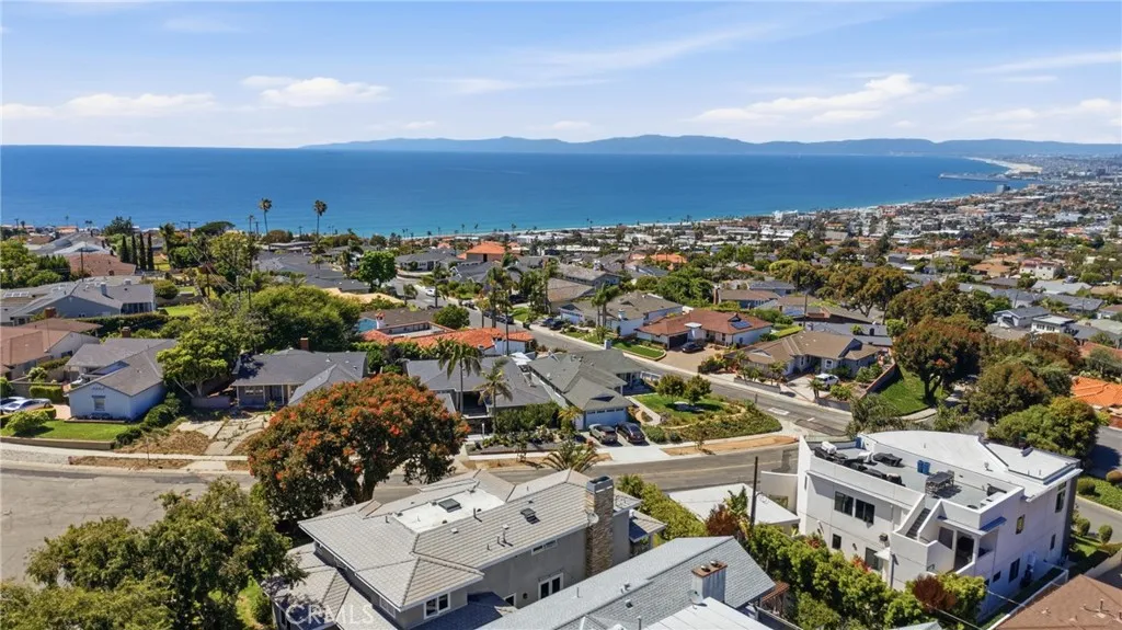 The lifestyle and location you deserve! The lifestyle and location you deserve!