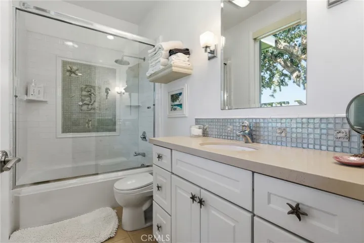 First-level bedroom ensuite full bath.