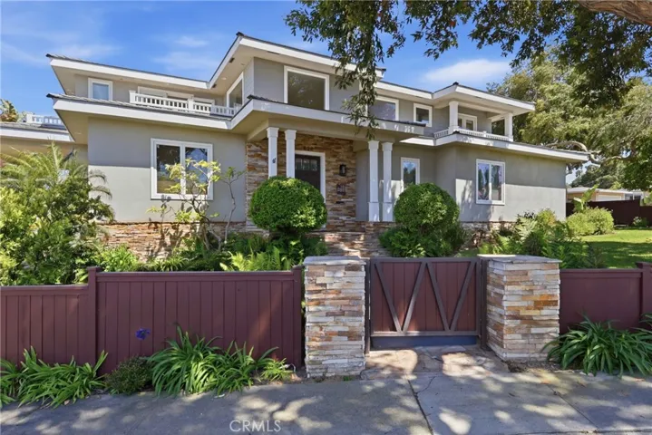 Beautiful, upscale home with quality features seeks new occupants!  Claim it now!