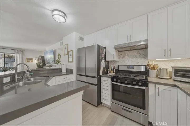 3645 S Bear St #f, Santa Ana, California 92704