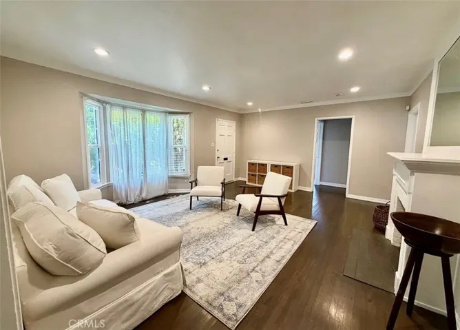 12454 Kling, Studio City, California 91604