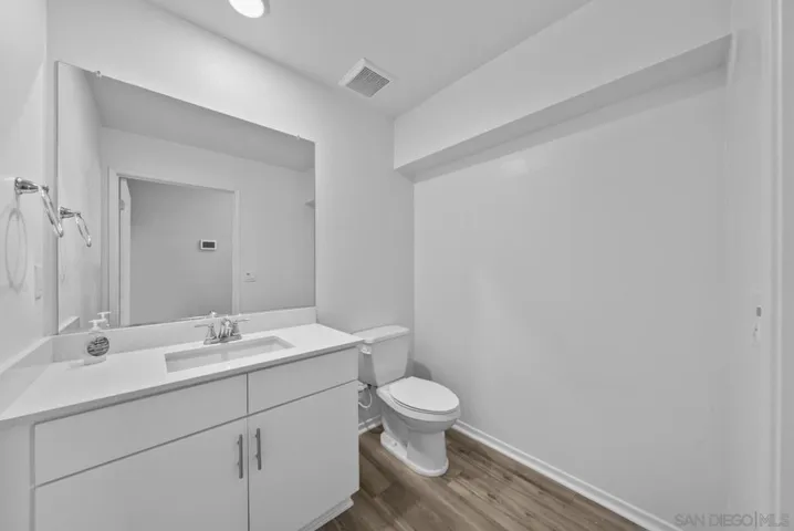 5223 Surfwalk 111, San Diego, California 92154