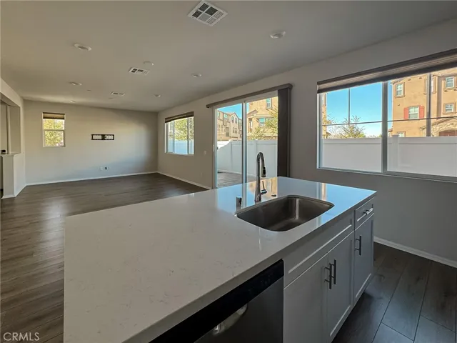 40247 Birchfield, Temecula, California 92591