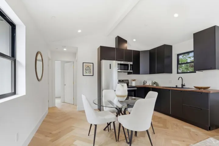 181 W Duane Avenue, Sunnyvale, California 94085