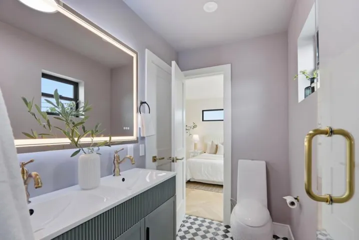 181 W Duane Avenue, Sunnyvale, California 94085