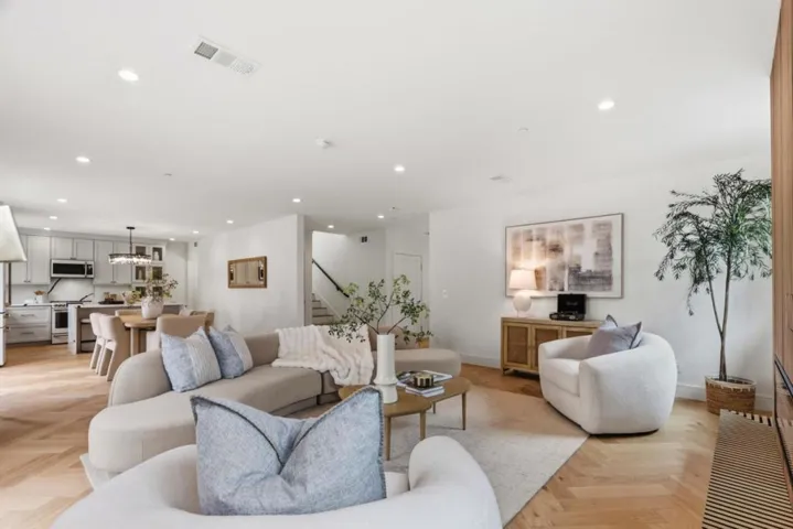 181 W Duane Avenue, Sunnyvale, California 94085