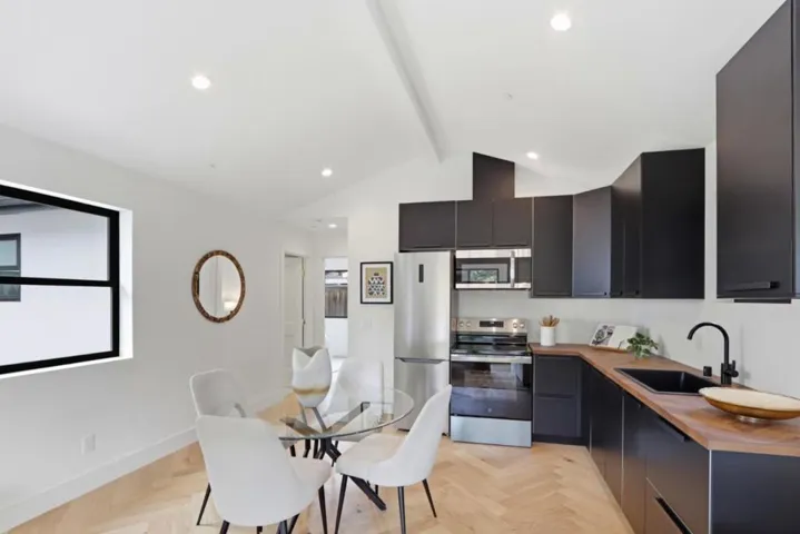 181 W Duane Avenue, Sunnyvale, California 94085