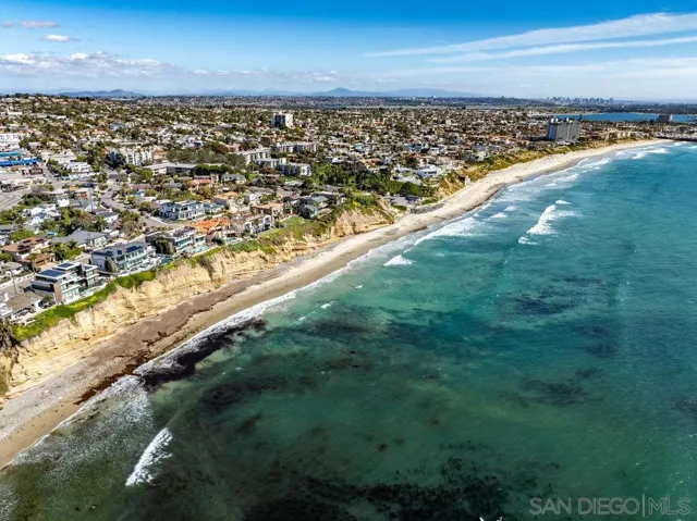 5247 Chelsea, La Jolla, California 92037