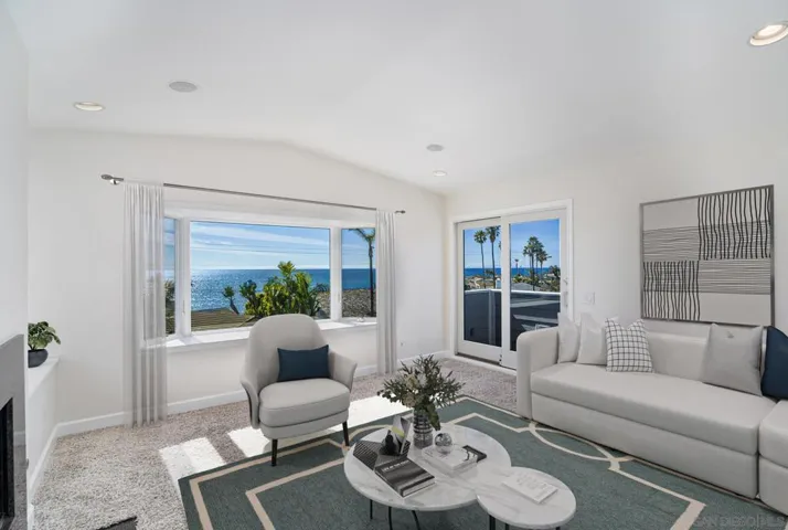5247 Chelsea, La Jolla, California 92037