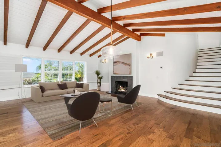 5247 Chelsea, La Jolla, California 92037