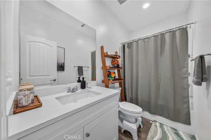 29877 Solardo Drive, Menifee, California 92585