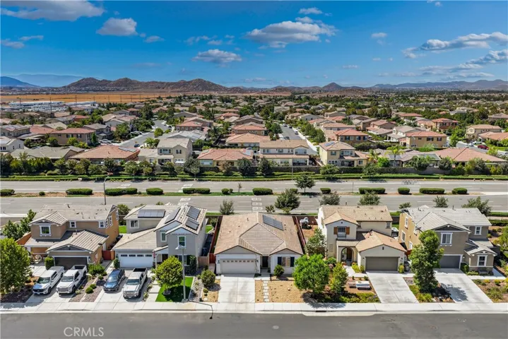 29877 Solardo Drive, Menifee, California 92585