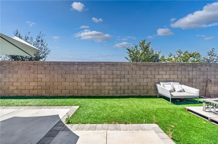 29877 Solardo Drive, Menifee, California 92585