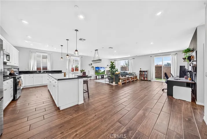 29877 Solardo Drive, Menifee, California 92585