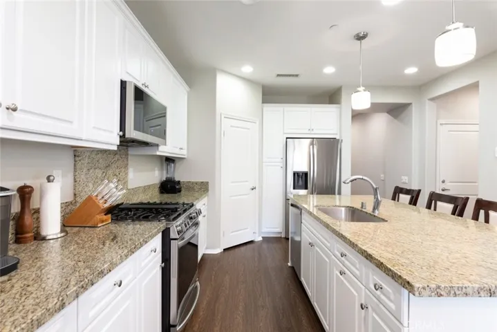 25451 Jack Rabbit Lane, Corona, California 92883