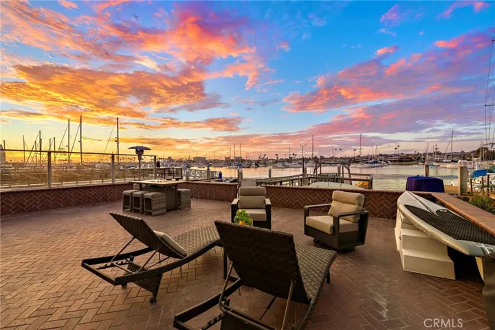 1444 W Bay Avenue, Newport Beach, California 92661
