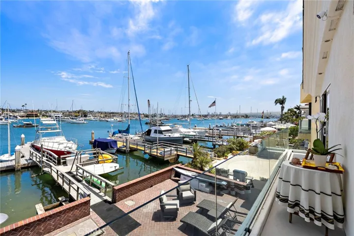 1444 W Bay Avenue, Newport Beach, California 92661