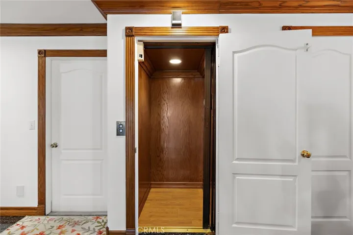 Elevator