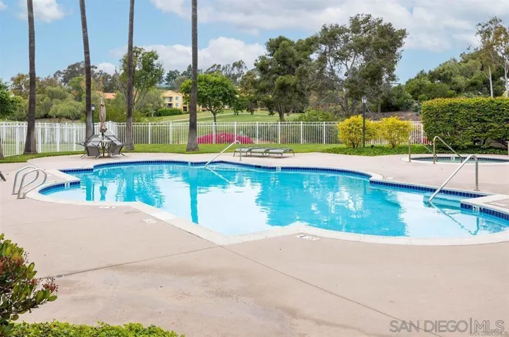 12122 Royal Birkdale 205, San Diego, California 92128