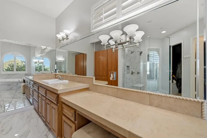 14040 Iris Lane, Poway, California 92064