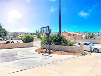 42722 55th Street W, Lancaster, California 93536