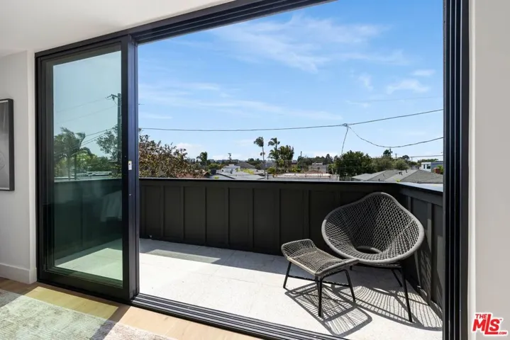 Primary balcony