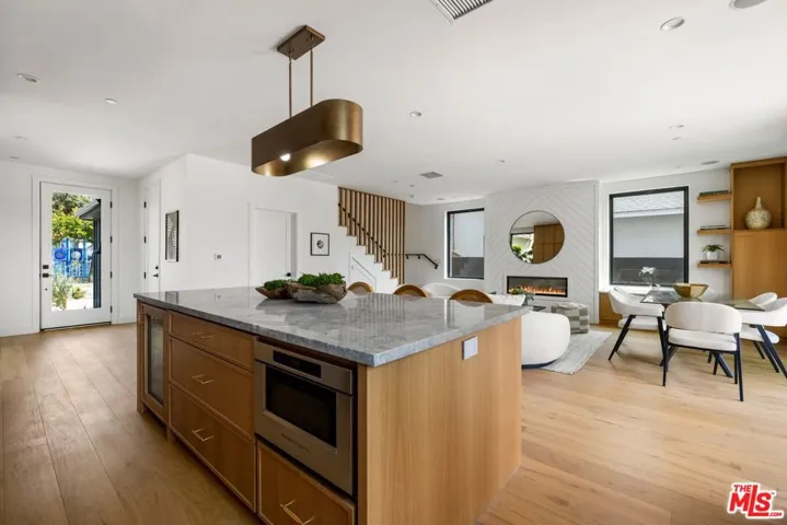 Kitchen to Living & Dining