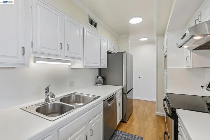 66 Cleary Ct 1109, San Francisco, California 94109-9323