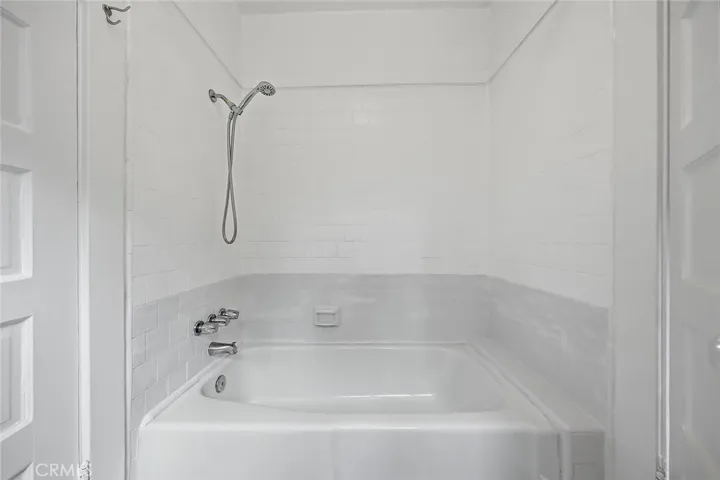 3322 Hamilton Way, Los Angeles, California 90026