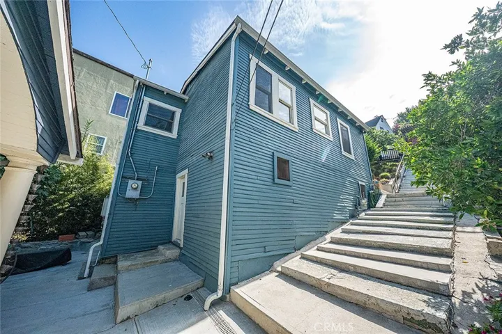 3322 Hamilton Way, Los Angeles, California 90026