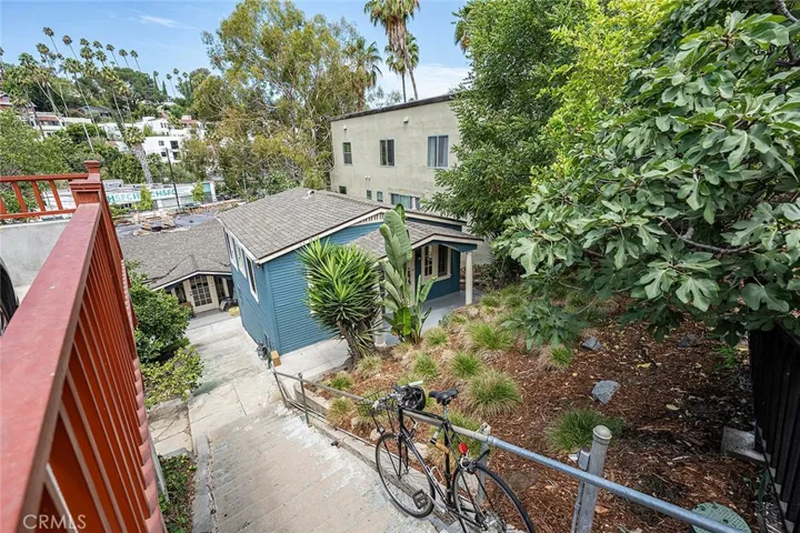 3322 Hamilton Way, Los Angeles, California 90026