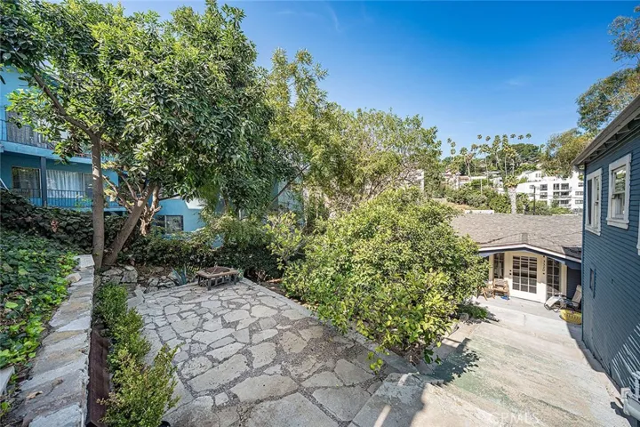 3322 Hamilton Way, Los Angeles, California 90026