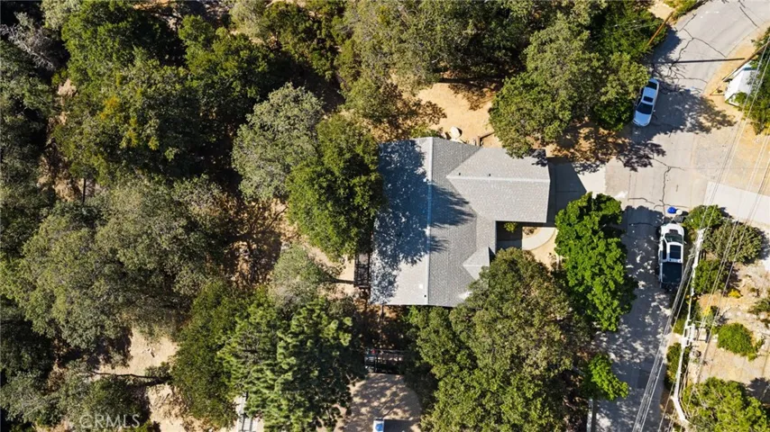 1541 Krause Lane, Lake Arrowhead, California 92352