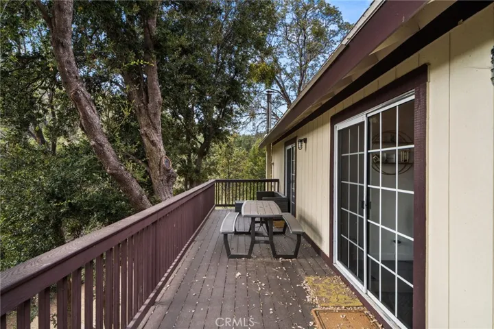 1541 Krause Lane, Lake Arrowhead, California 92352
