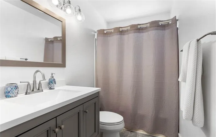192 S Massachusetts, Lake Elsinore, California 92530