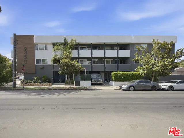 6350 Willoughby Avenue 9, Los Angeles, California 90038