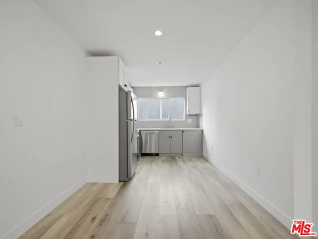 6350 Willoughby Avenue 9, Los Angeles, California 90038