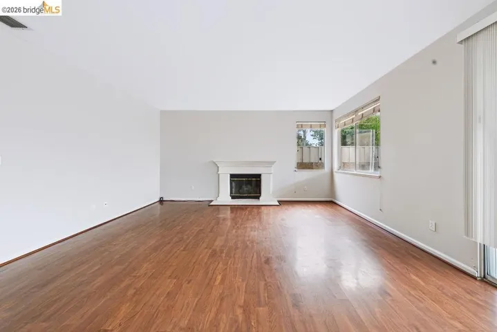 2404 Greentree Ct, Antioch, California 94509 — photo 5