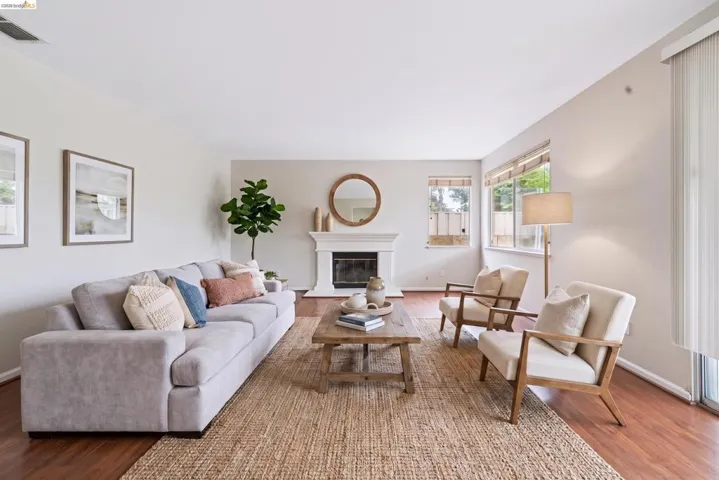 2404 Greentree Ct, Antioch, California 94509 — photo 4