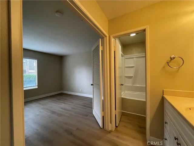 61 Streamwood 61, Irvine, California 92620