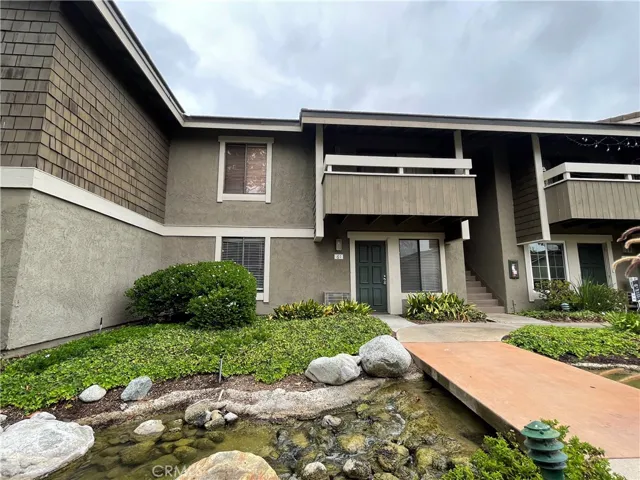 61 Streamwood 61, Irvine, California 92620